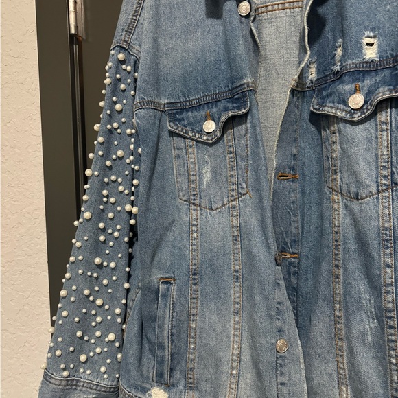 Sunset and Spring Pearl Distrssed Denim Jacket size Large - Picture 2 of 6